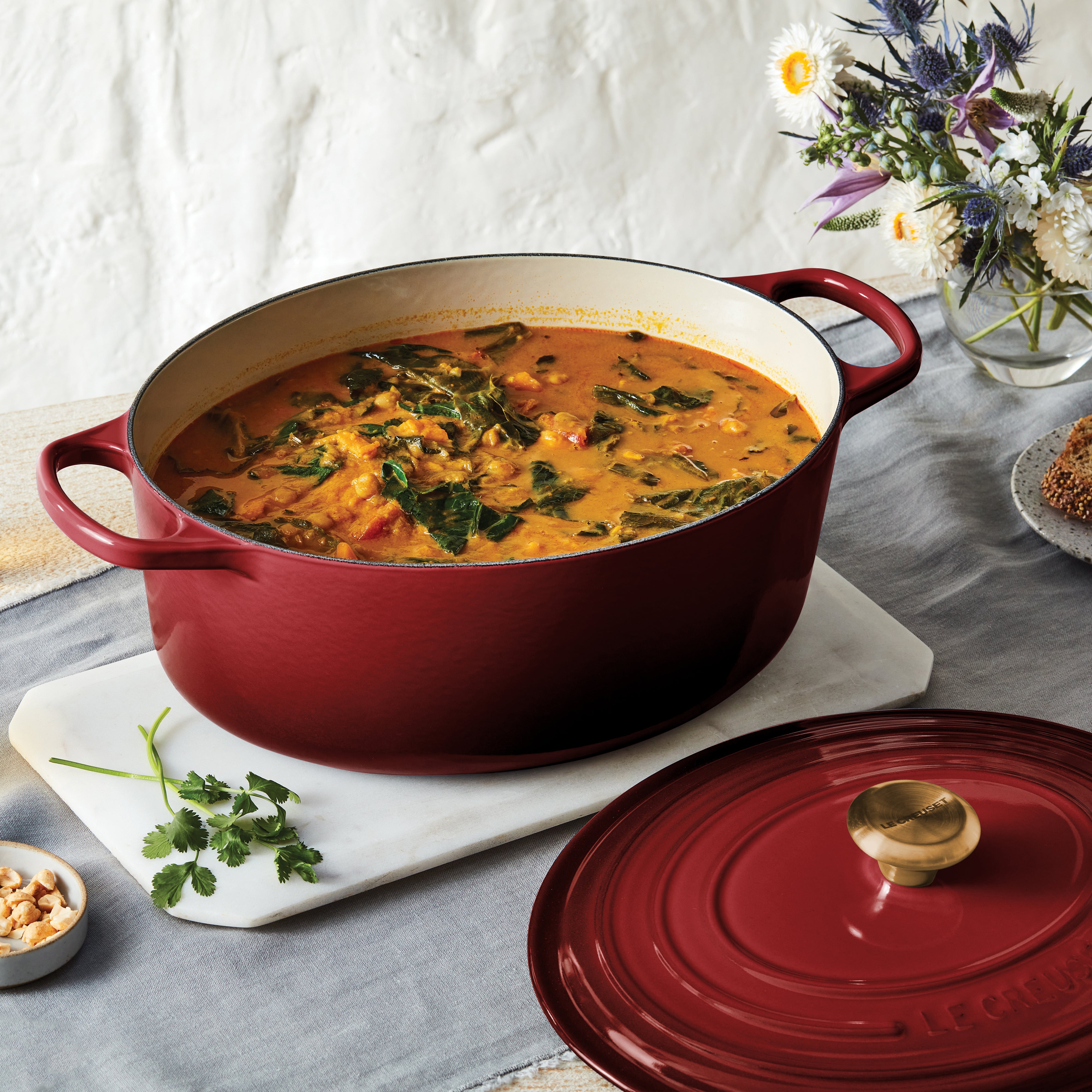 Le Creuset Rhone Oval Enameled Dutch Oven showcasing heat retention features.