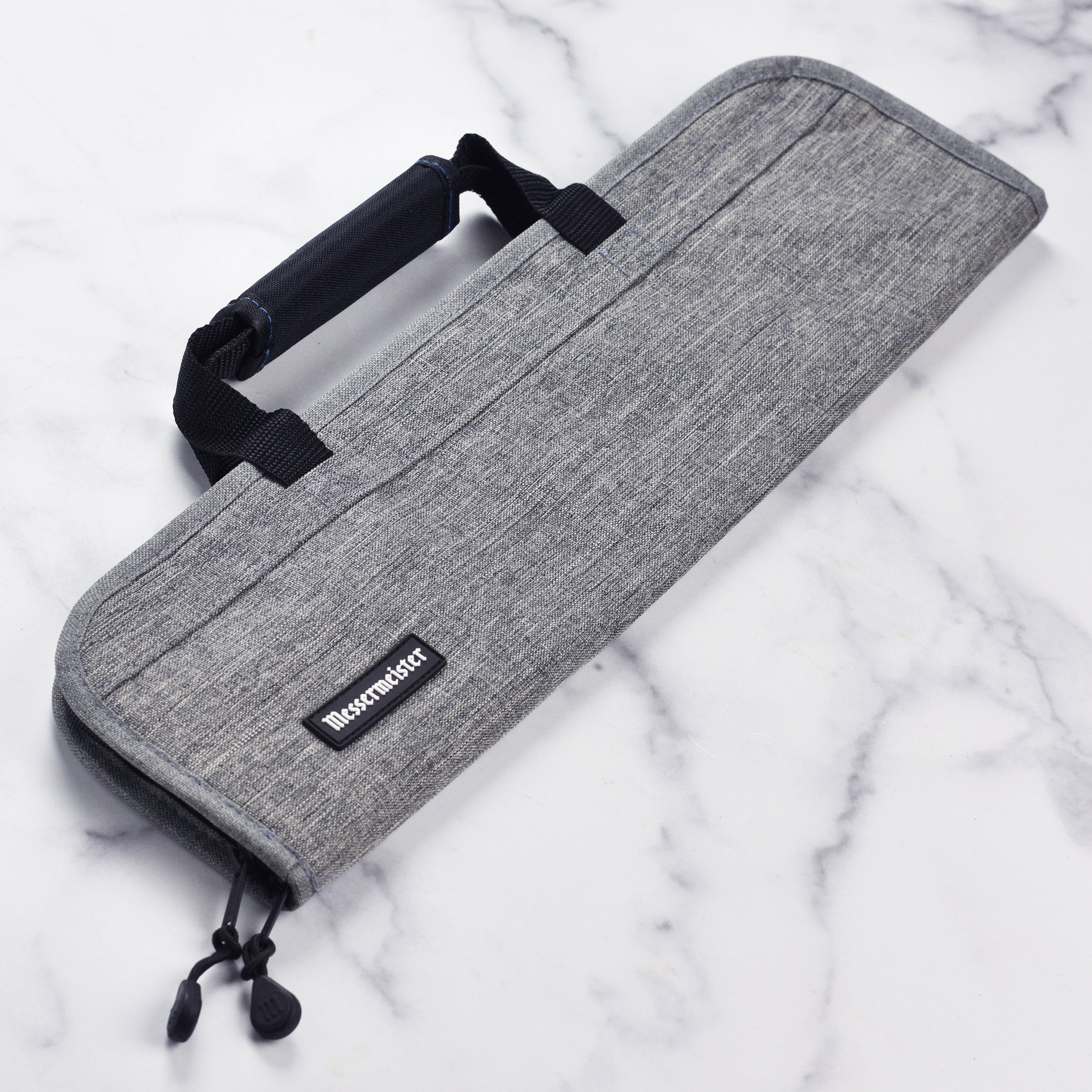 Eco-friendly chef knife roll showing padded interior and exterior design.