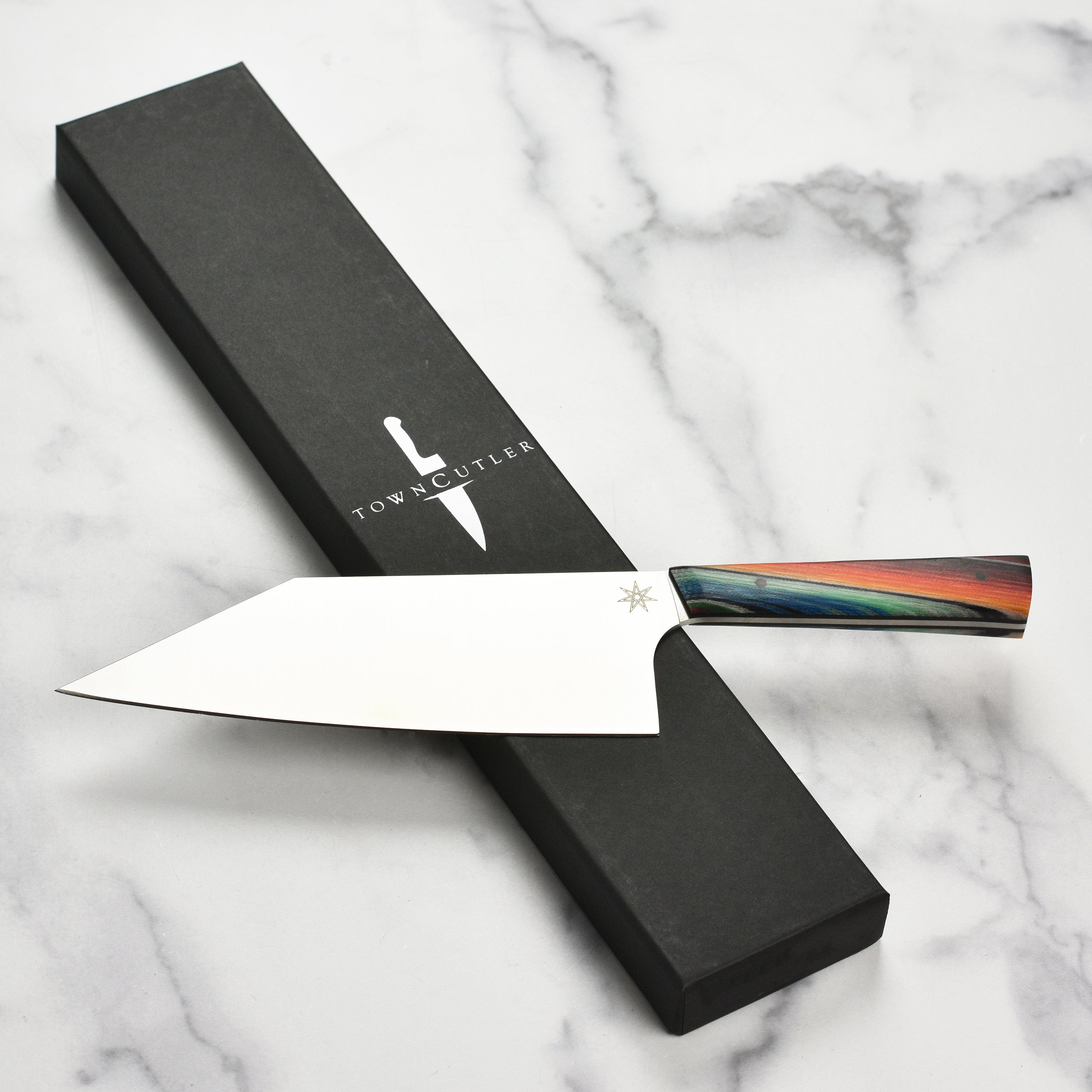 Chefs Chopper in action, slicing through fresh vegetables effortlessly.