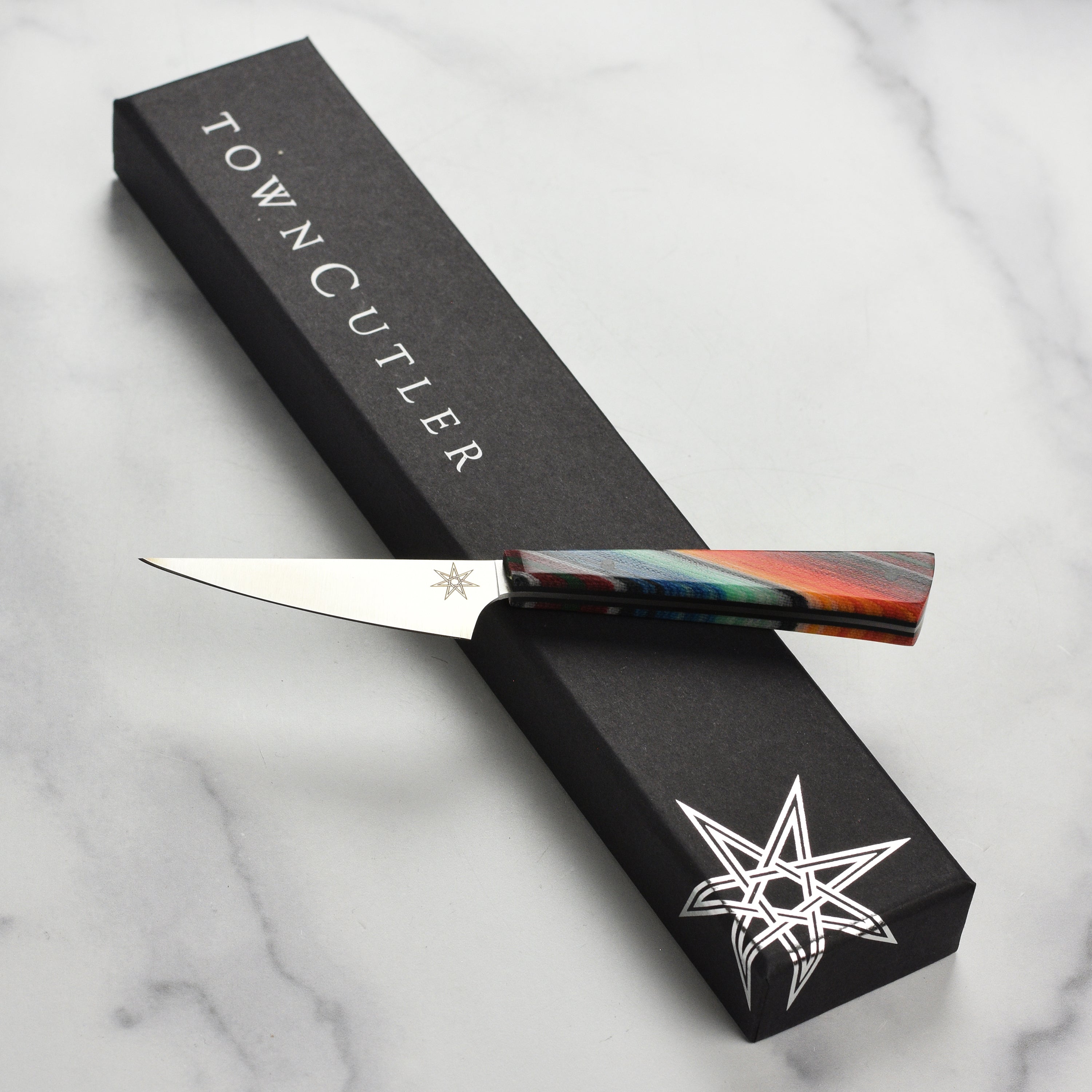Artisan paring knife with G-Carta handle for precise slicing