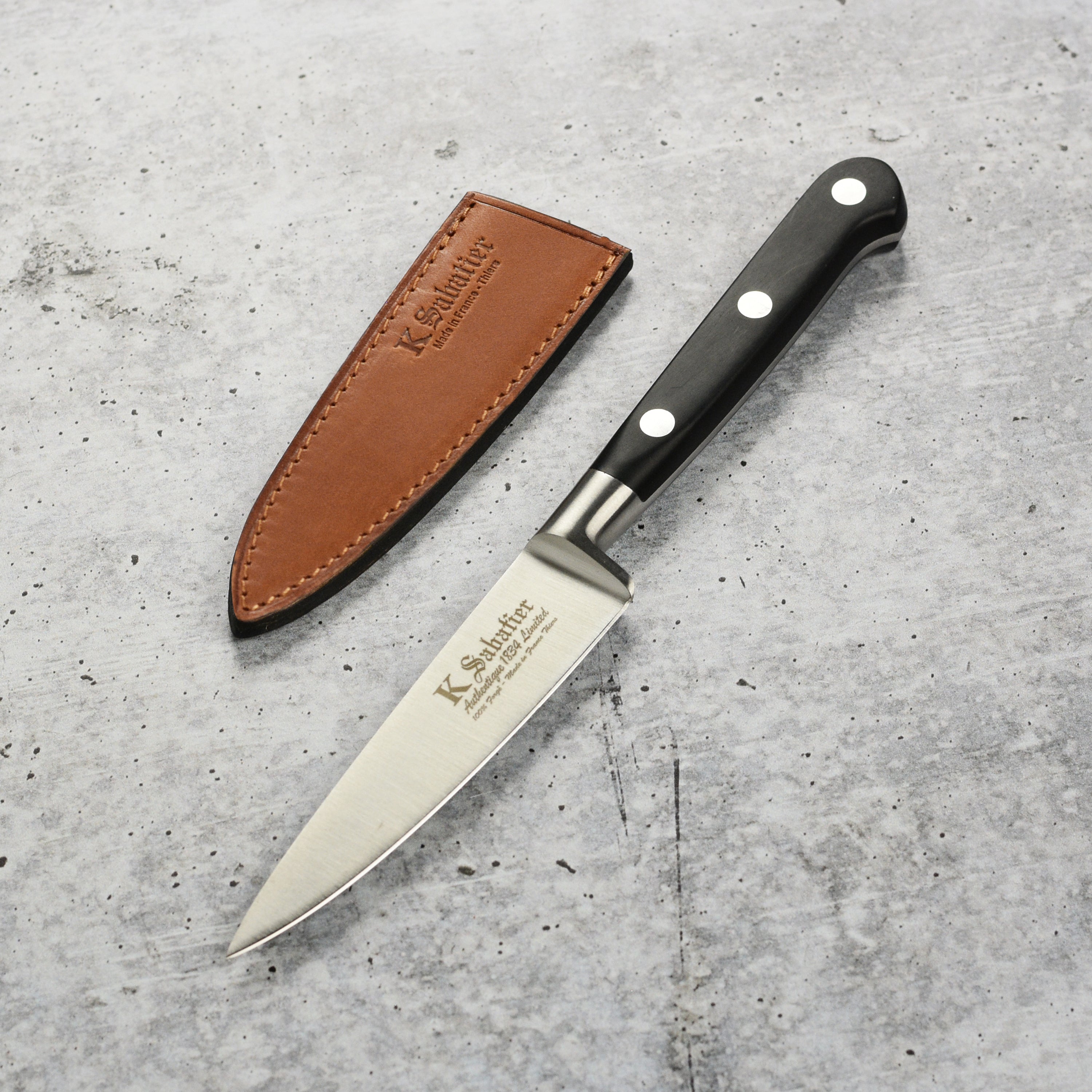 Close-up of K Sabatier 4