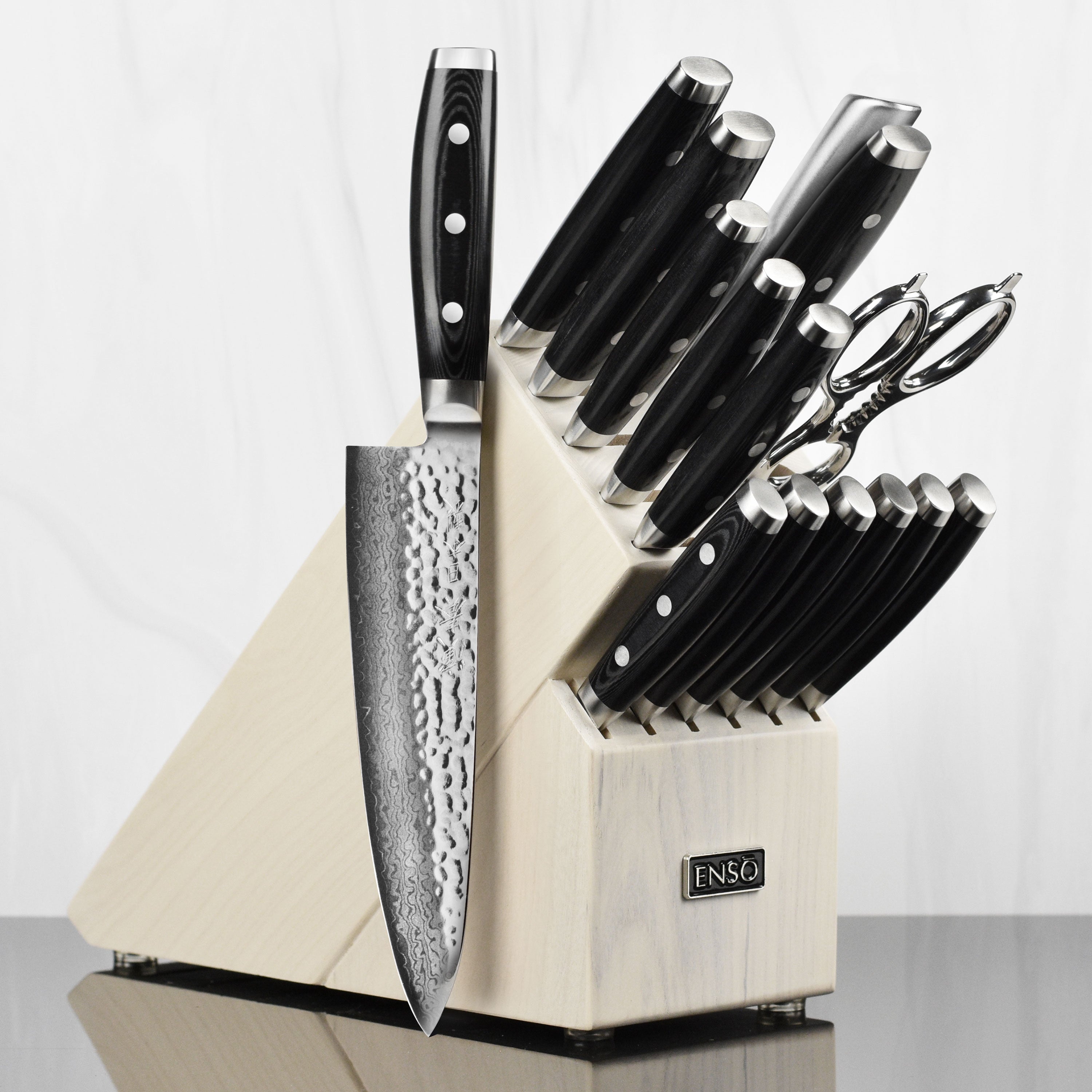 Enso HD 16-Piece Damascus Knife Set with block and VG10 steel blades