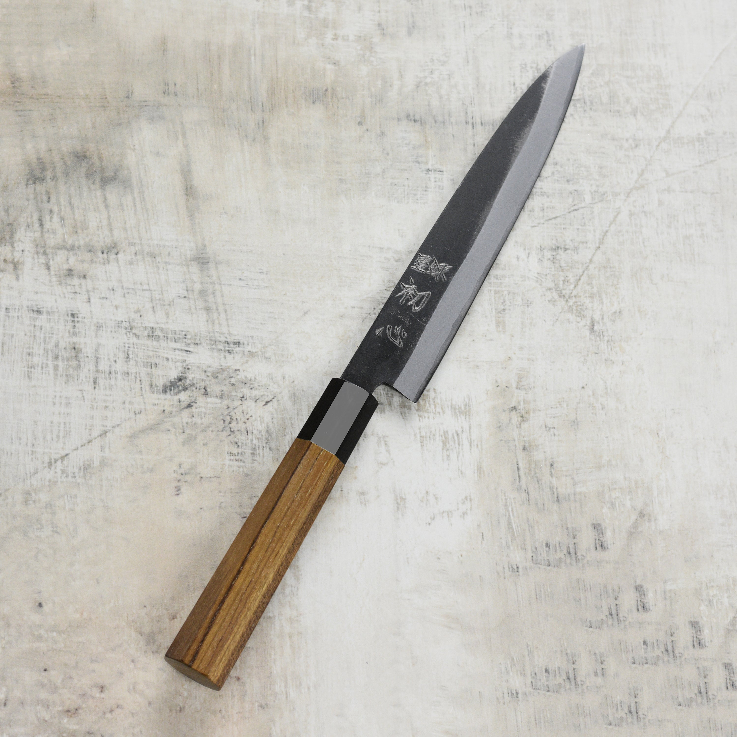 Top view of Hatsukokoro Aosagi Aogami petty knife showing blade detail