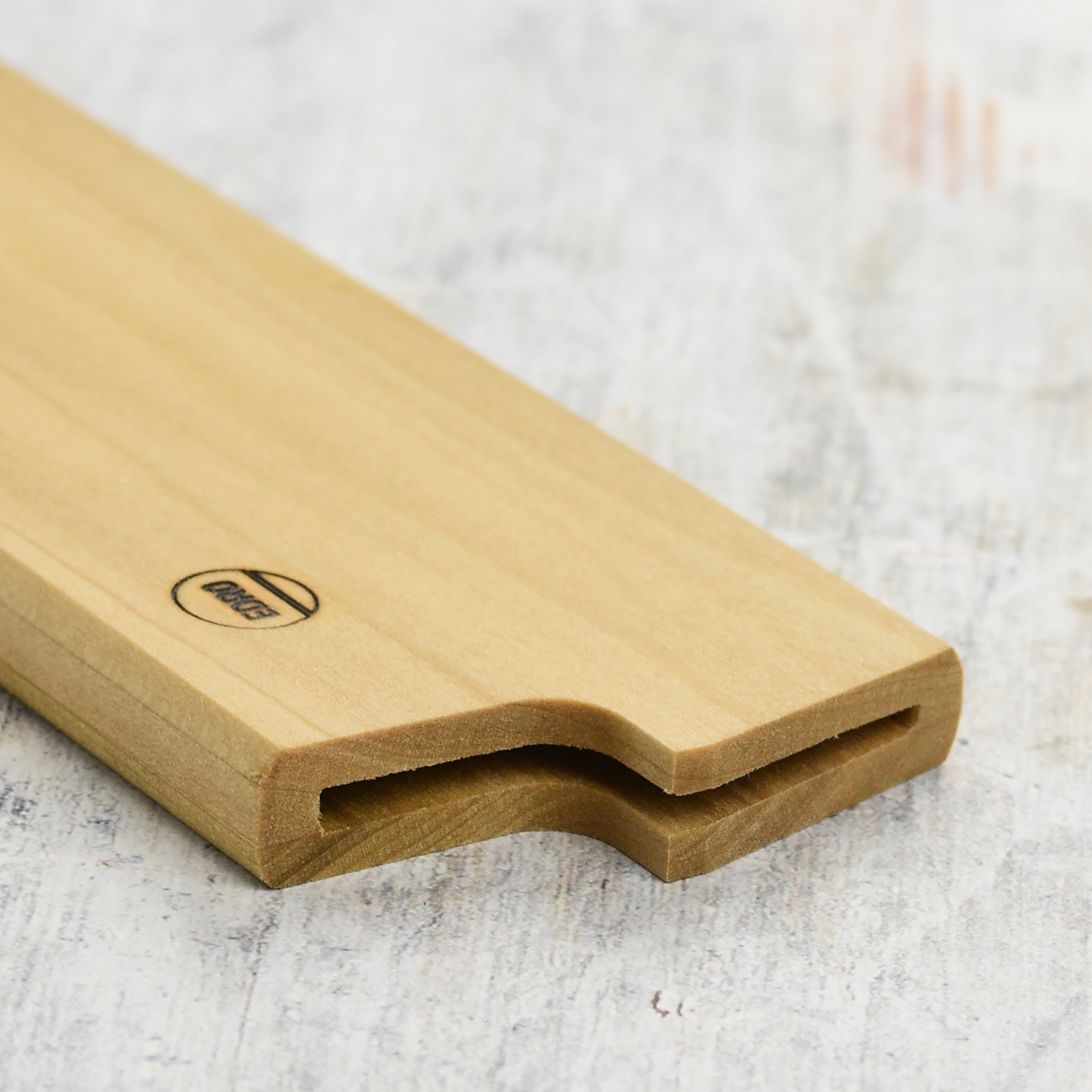 Stylish Japanese knife storage solution with magnetic holder showcasing knives