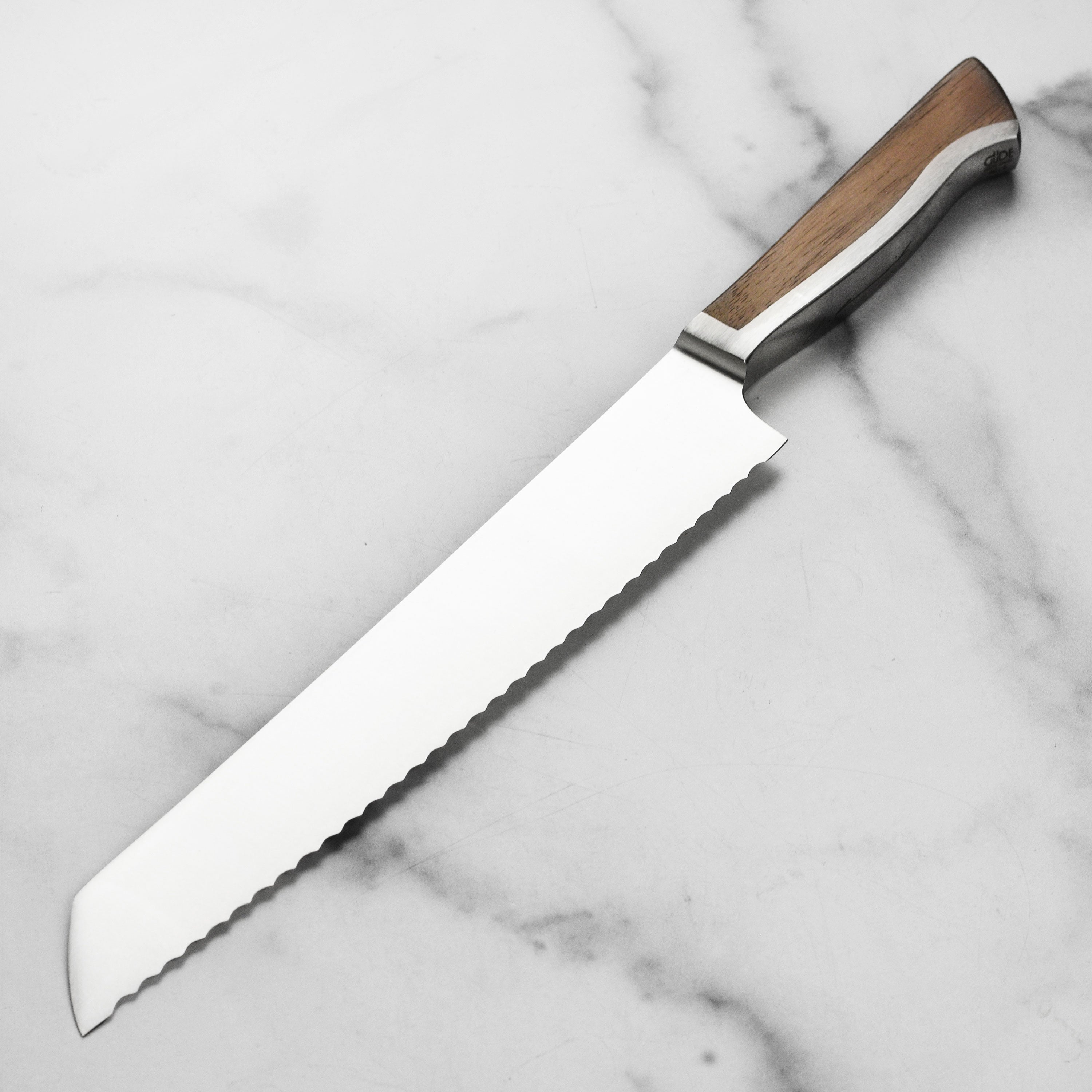 Gude Caminada 9-inch bread knife with ergonomic handle for precise slicing