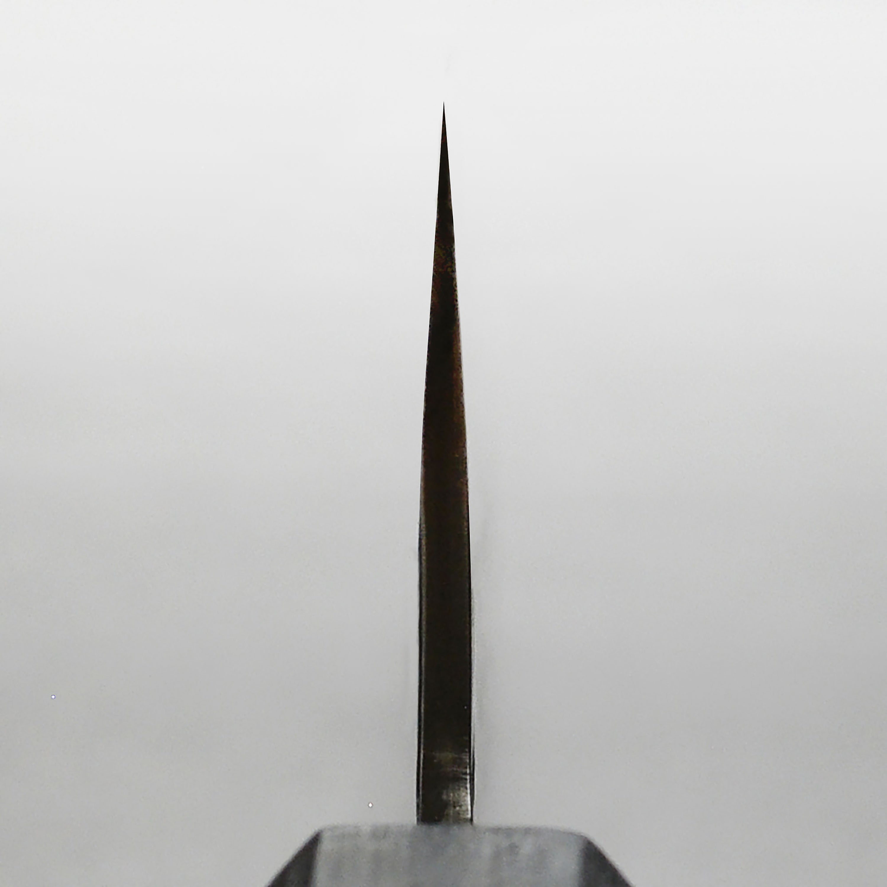 Ittetsu VG10 Hammered Damascus Chef's Bunka Knife - Image 7