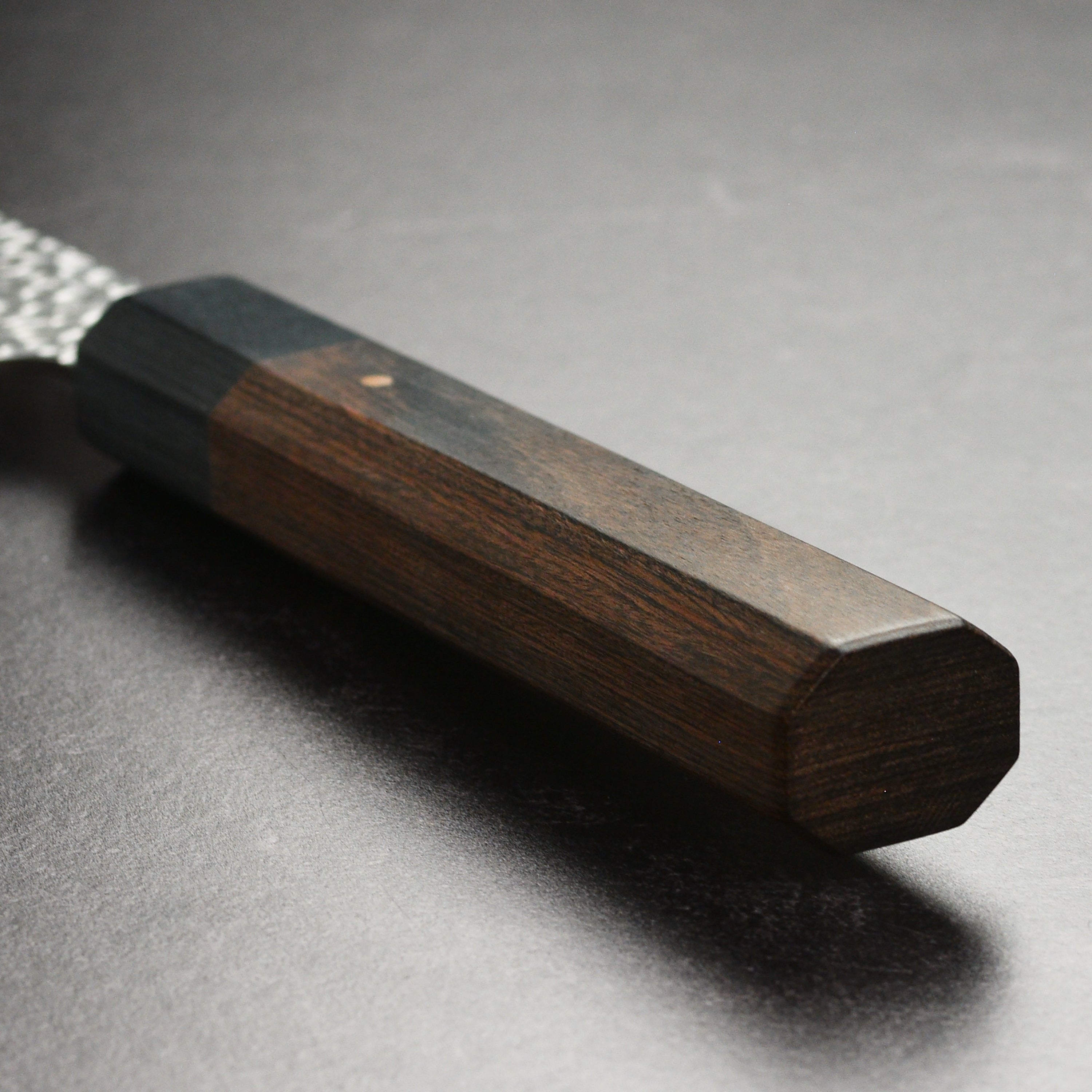 Ittetsu VG10 Hammered Damascus Chef's Bunka Knife - Image 2