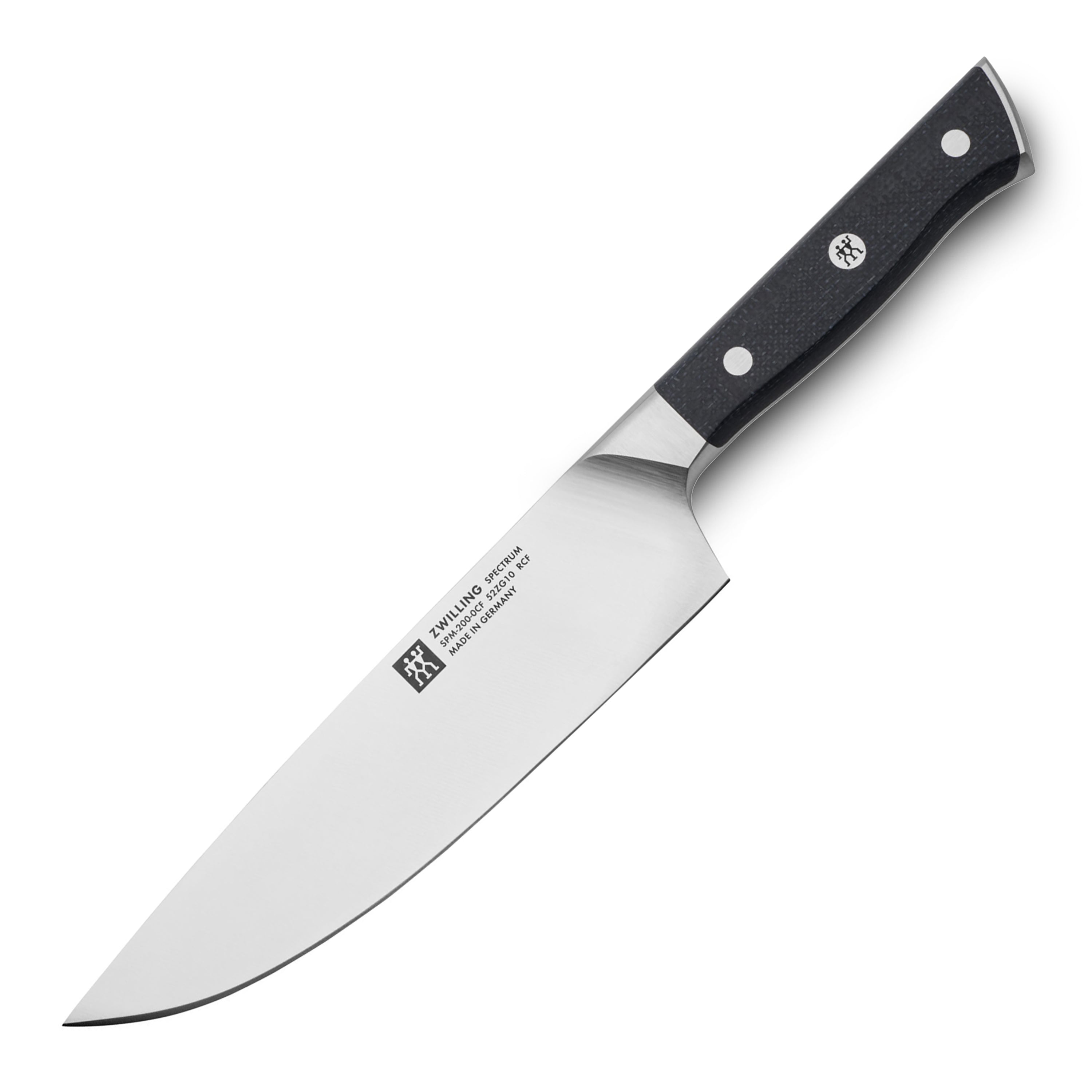 Chef using the Zwilling Spectrum knife for slicing vegetables with ease