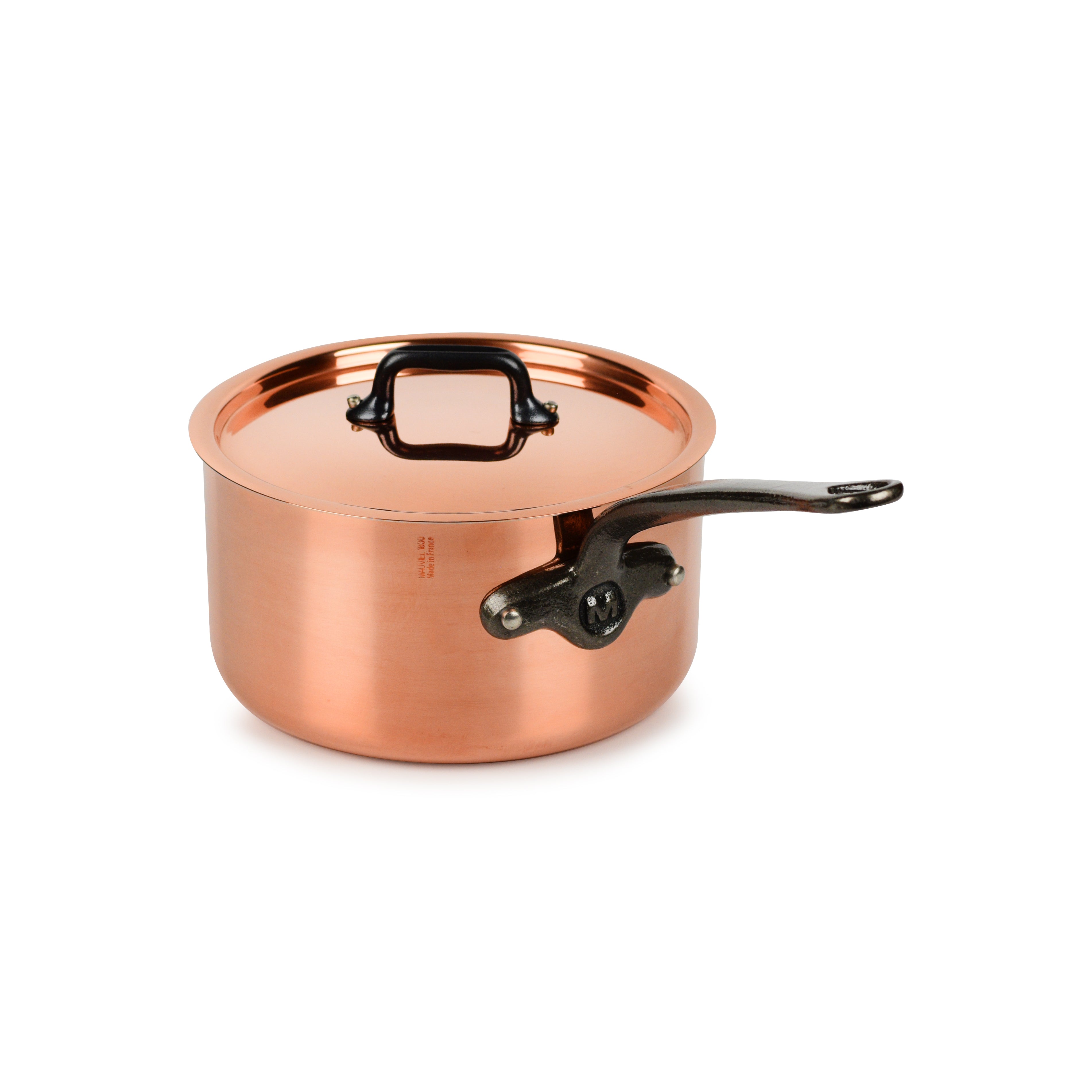 Mauviel M200Ci copper saucepan showing the electroplated cast iron handle.