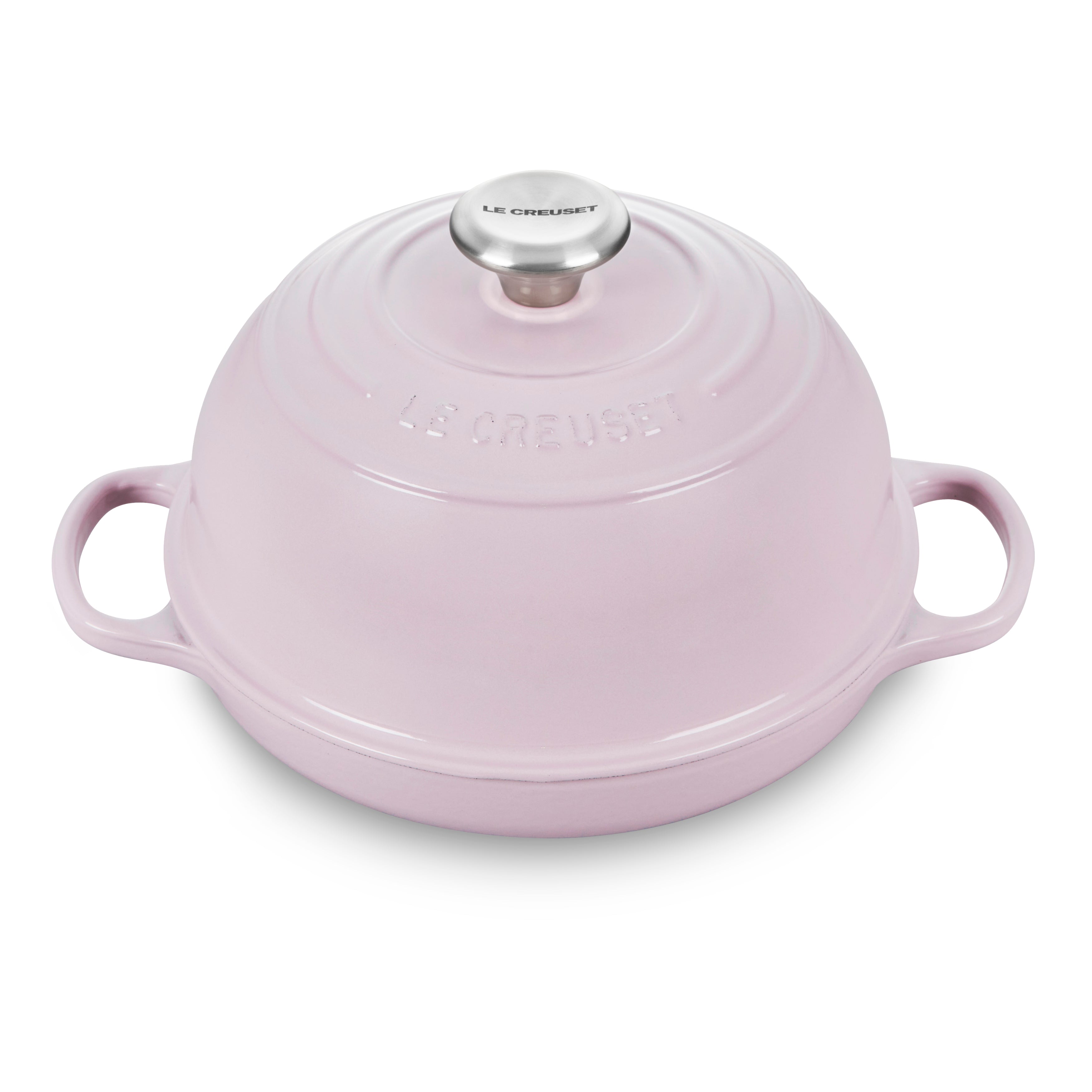 Le Creuset 9.5-inch cast iron bread oven showcasing steam circulation for perfect crusts.